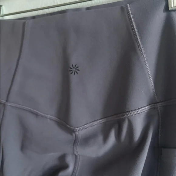 Athleta Women's salutation stash flare pants - Picture 4 of 6